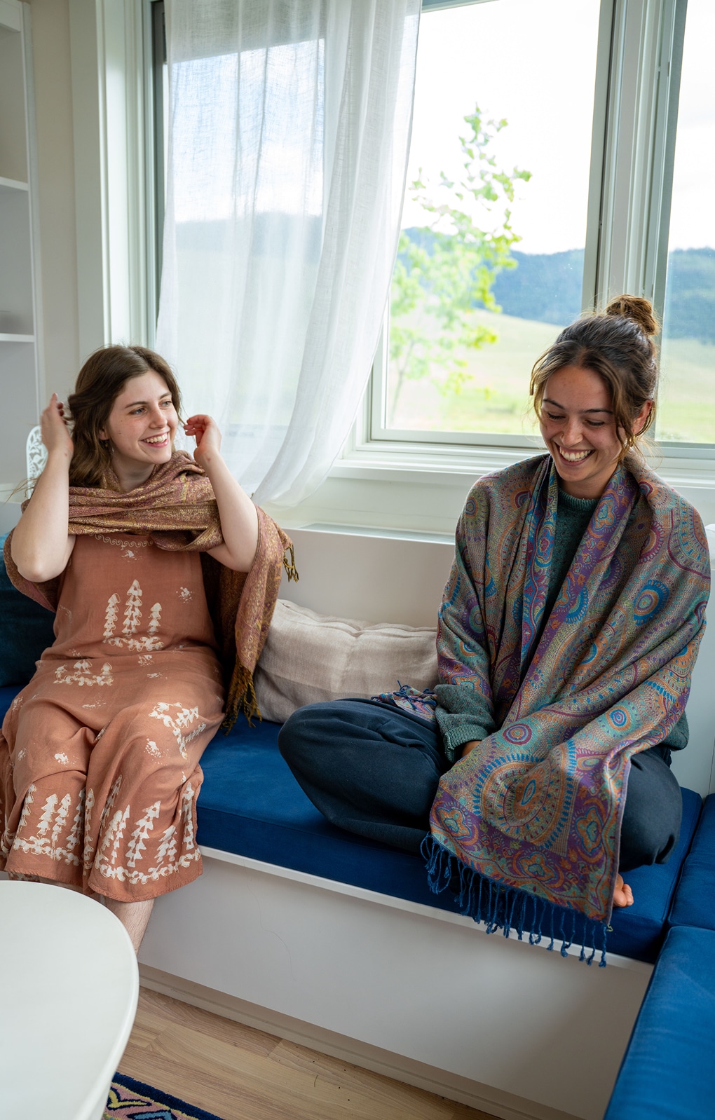 floating-image-sample